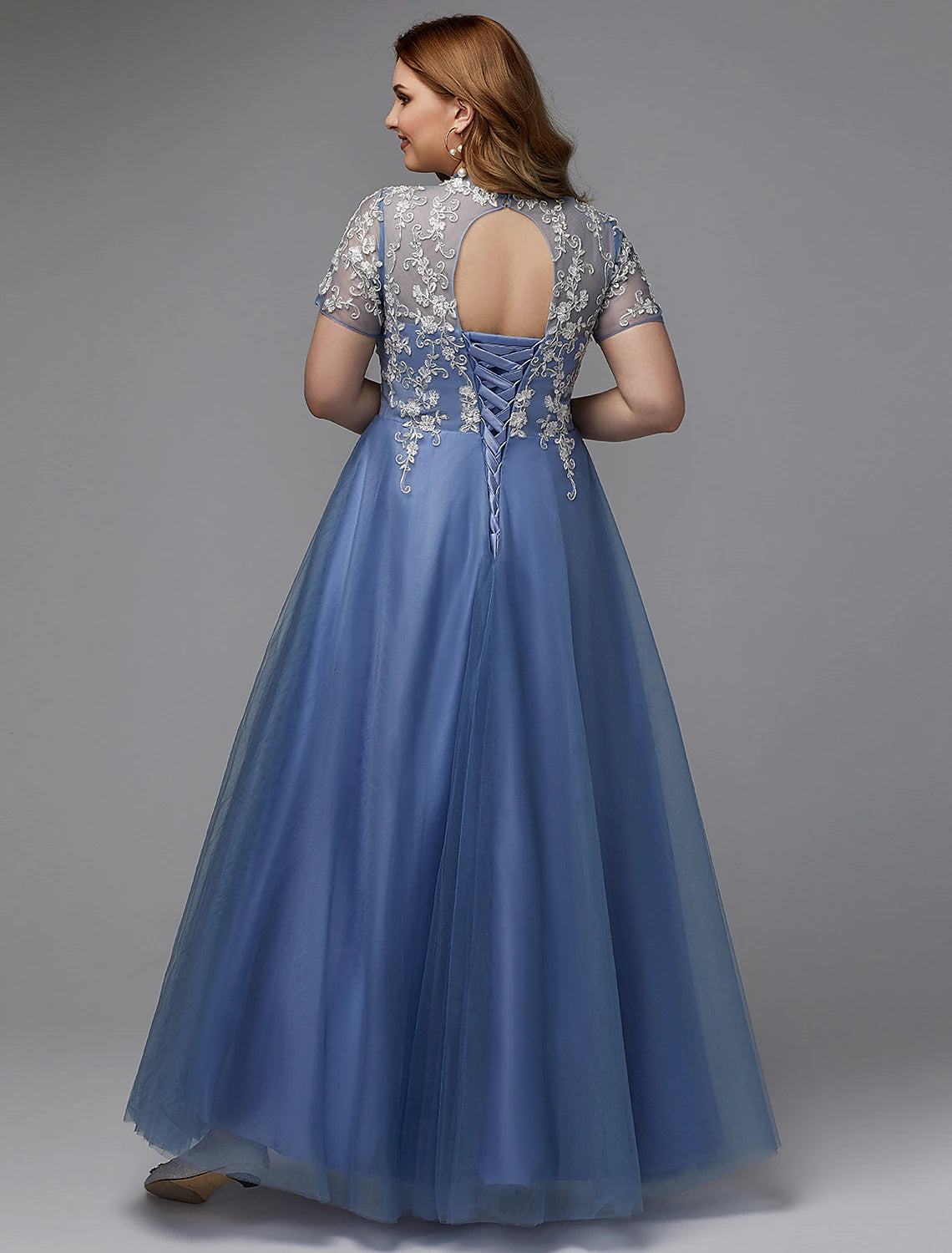 Vestido de talla grande de corte A para invitada de boda, baile de graduación, largo hasta el suelo, manga corta, cuello alto, encaje con cordones y apliques