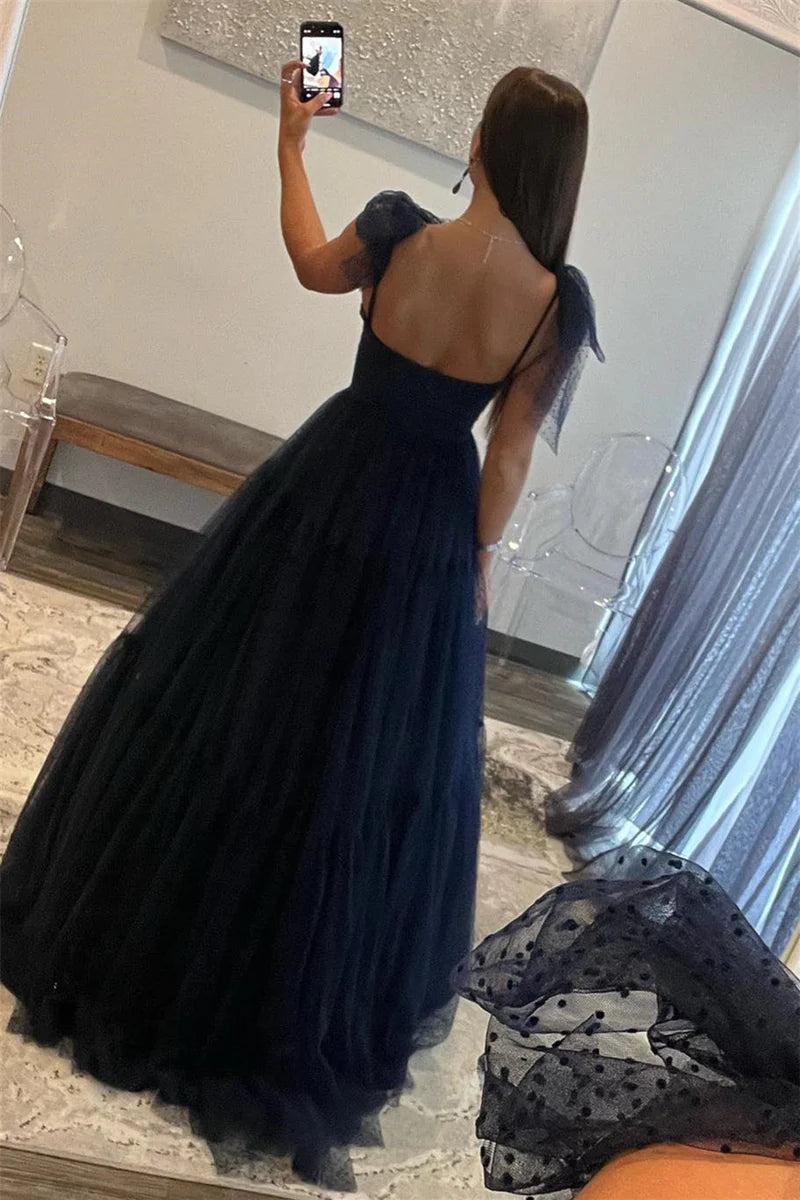 A-Linien-Ballkleid aus Tüll mit Herzausschnitt und Punkten