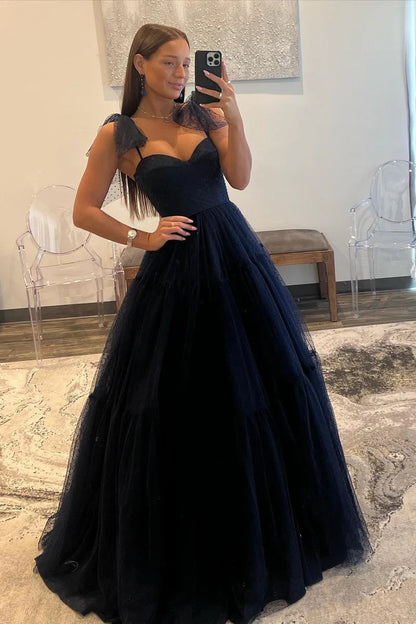 A-Linien-Ballkleid aus Tüll mit Herzausschnitt und Punkten