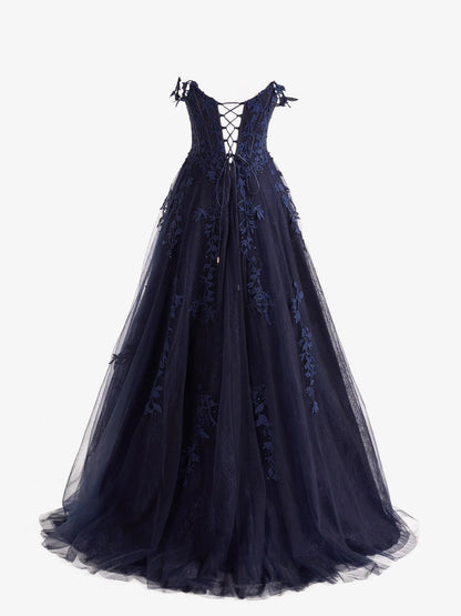 A-Linien-Ballkleid aus Spitze und Tüll mit Herzausschnitt und Schlitz