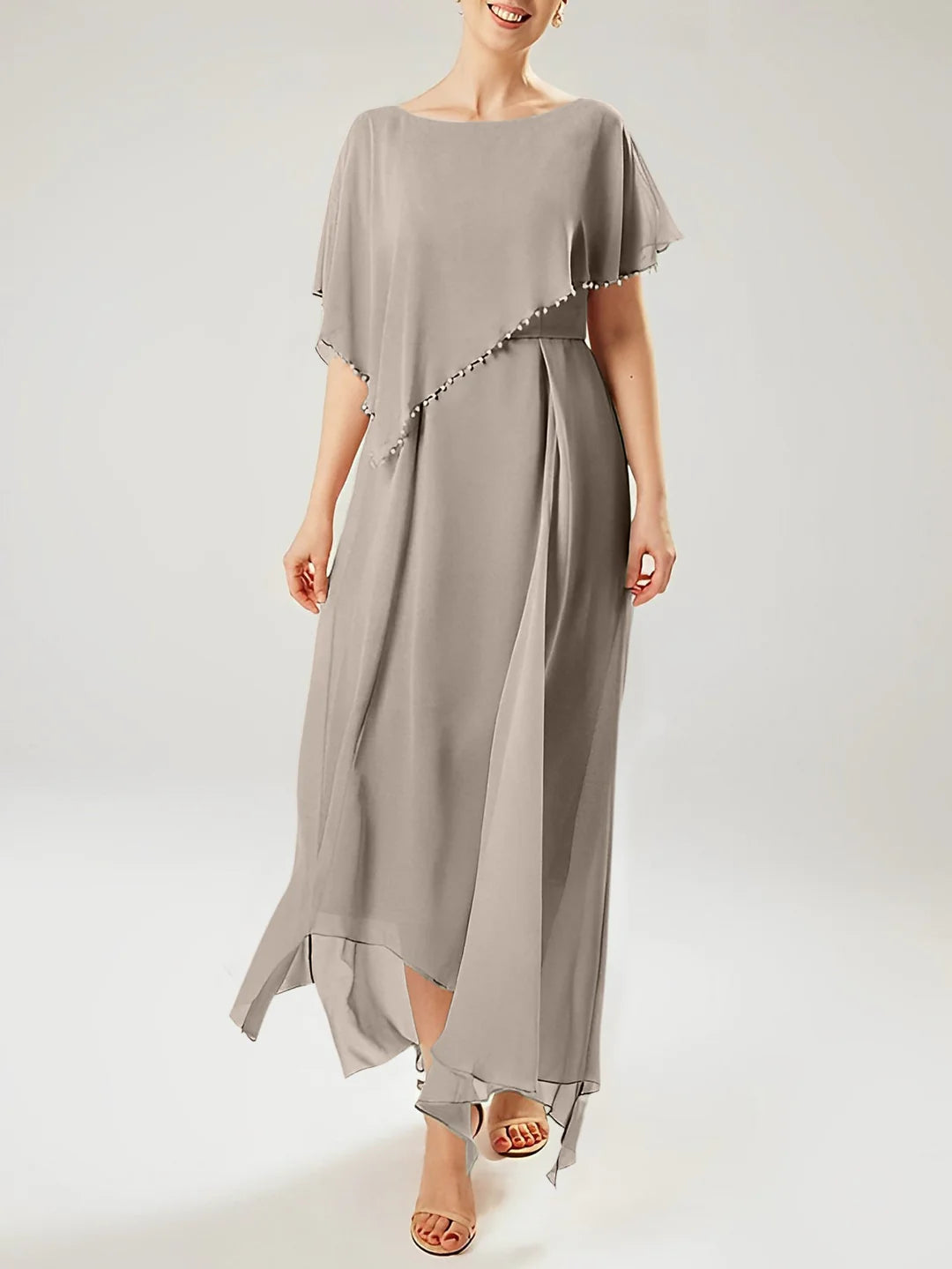 Vestidos de madre de la novia con mangas cortas y escote redondo