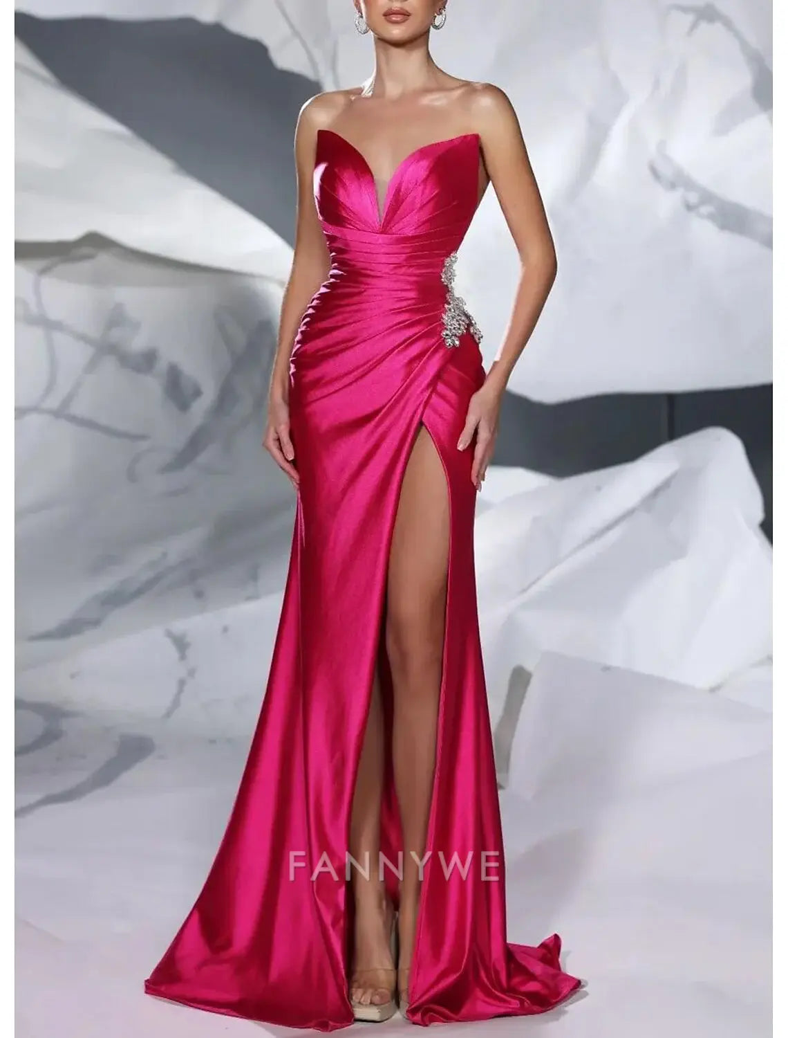 FannyWe Simple A-Line Prom Dresses Elegant Dress Formal Prom Floor Length Sleeveless Strapless Satin with Glitter Ruched Sequin Masquerade Dress