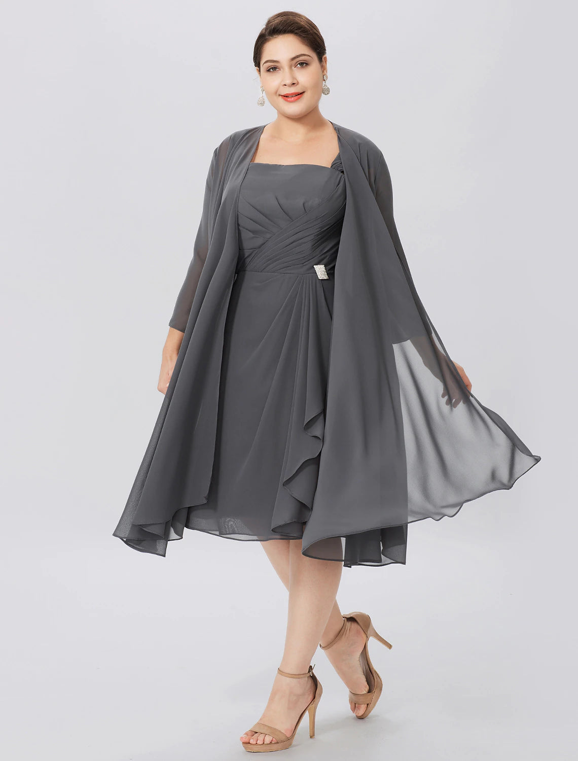 Vestido de madre de la novia de corte A, formal, talla grande, elegante, con tirantes, largo hasta la rodilla, de gasa, sin mangas, con pliegues cruzados.