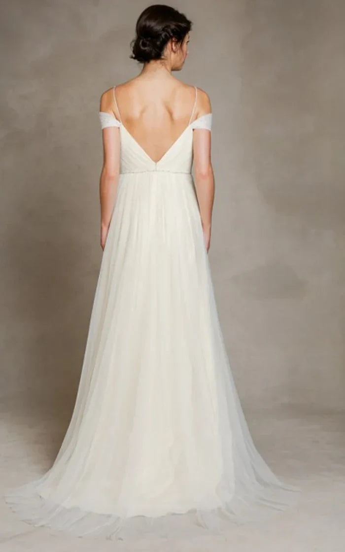A-Line Off-the-Shoulder Spaghetti Straps Tulle Long Wedding Dress