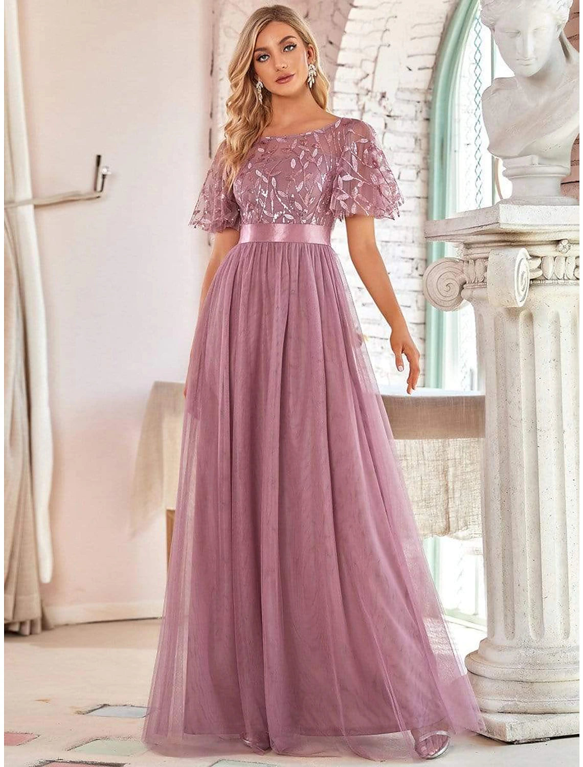 Vestido de fiesta elegante estilo imperio de corte A, vestido de graduación, cuello joya, manga corta, largo hasta el suelo, de tul con bordado