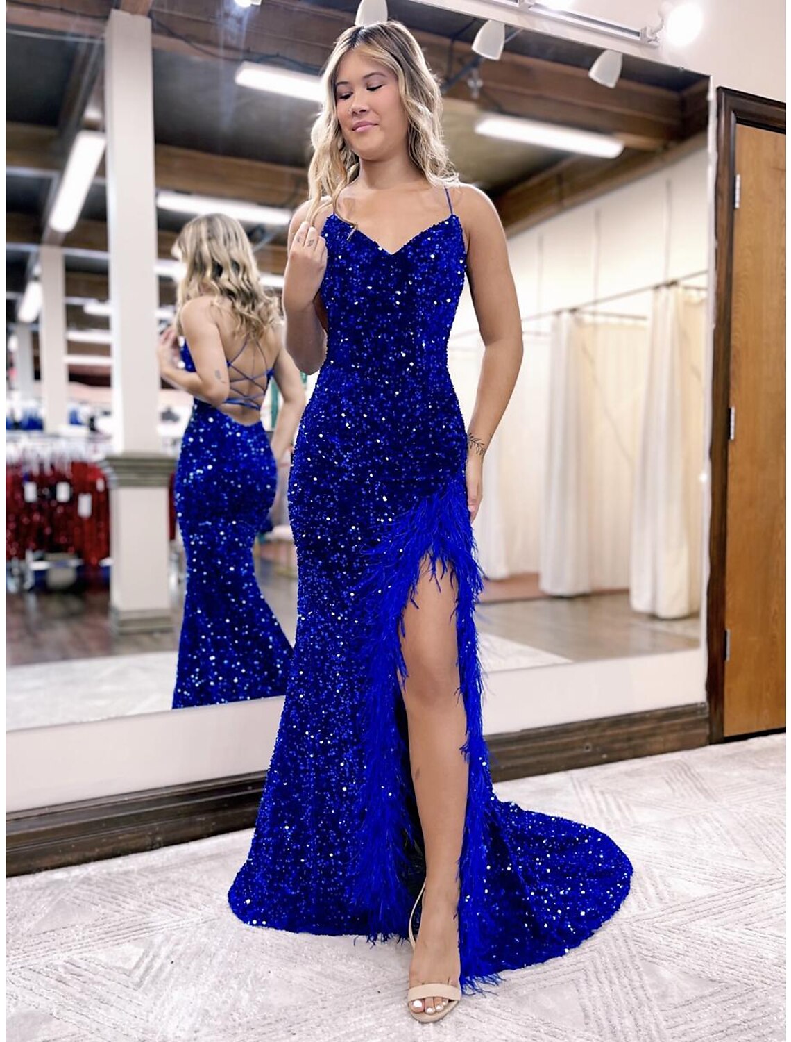 Vestidos de fiesta de sirena/trompeta con brillo y destellos, vestido formal para boda, fiesta, cola de corte, sin mangas, cuello en V, lentejuelas, espalda descubierta con abertura de lentejuelas