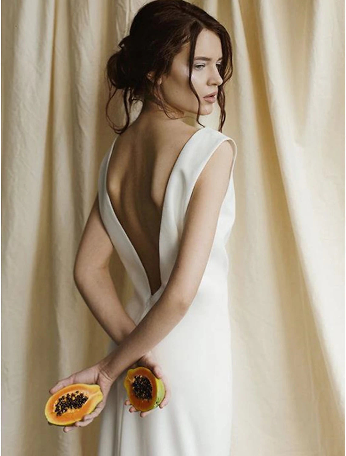 Empfang Offener Rücken Lässige Brautkleider Etui/Säule U-Ausschnitt Ärmellos Sweep/Pinsel Schleppe Satin Brautkleider Mit Volltonfarbe Sommer Herbst Hochzeitsfeier