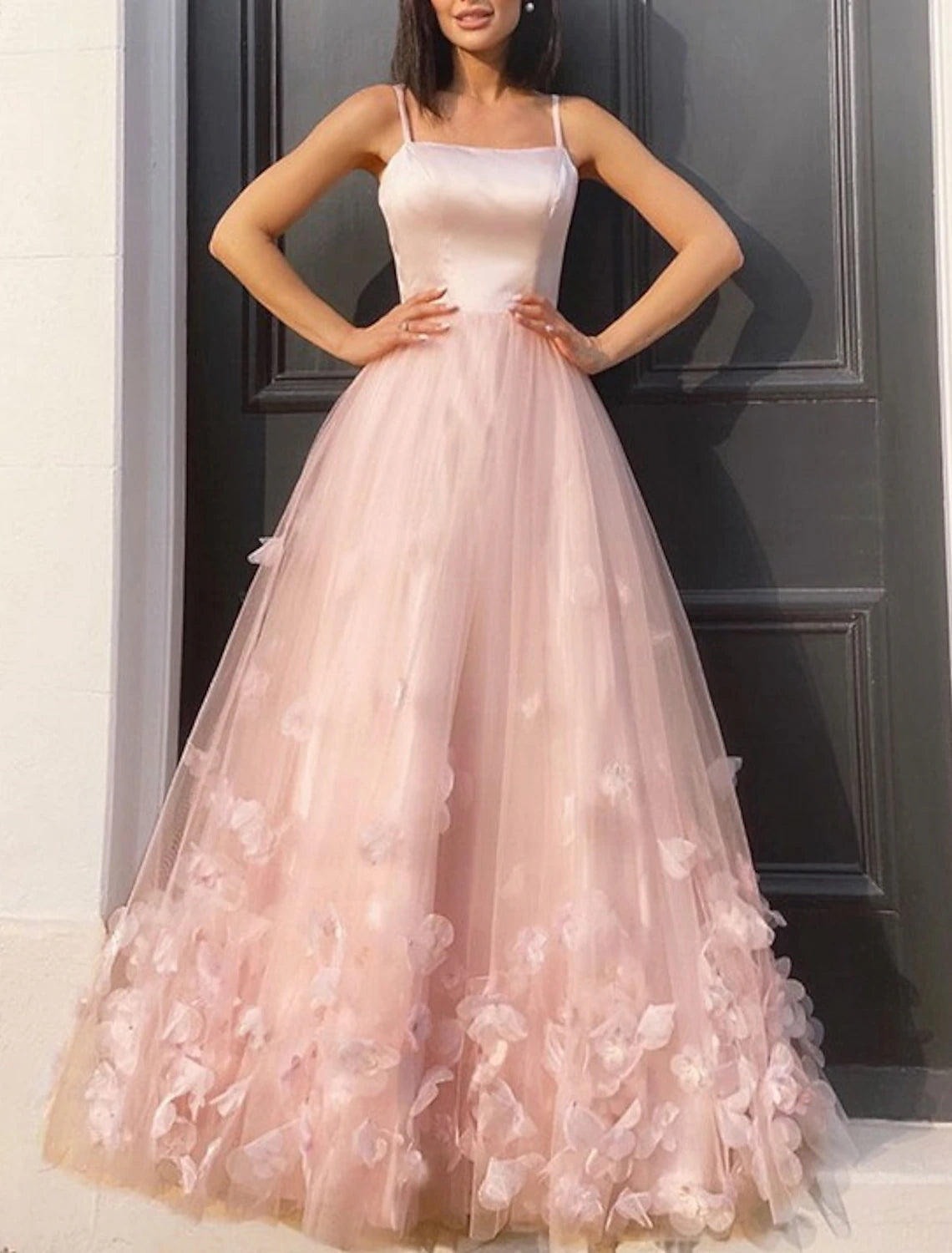 Vestido de fiesta de graduación de corte A, floral, para quinceañeras, largo hasta el suelo, sin mangas, tirantes finos, de tul con pliegues y apliques