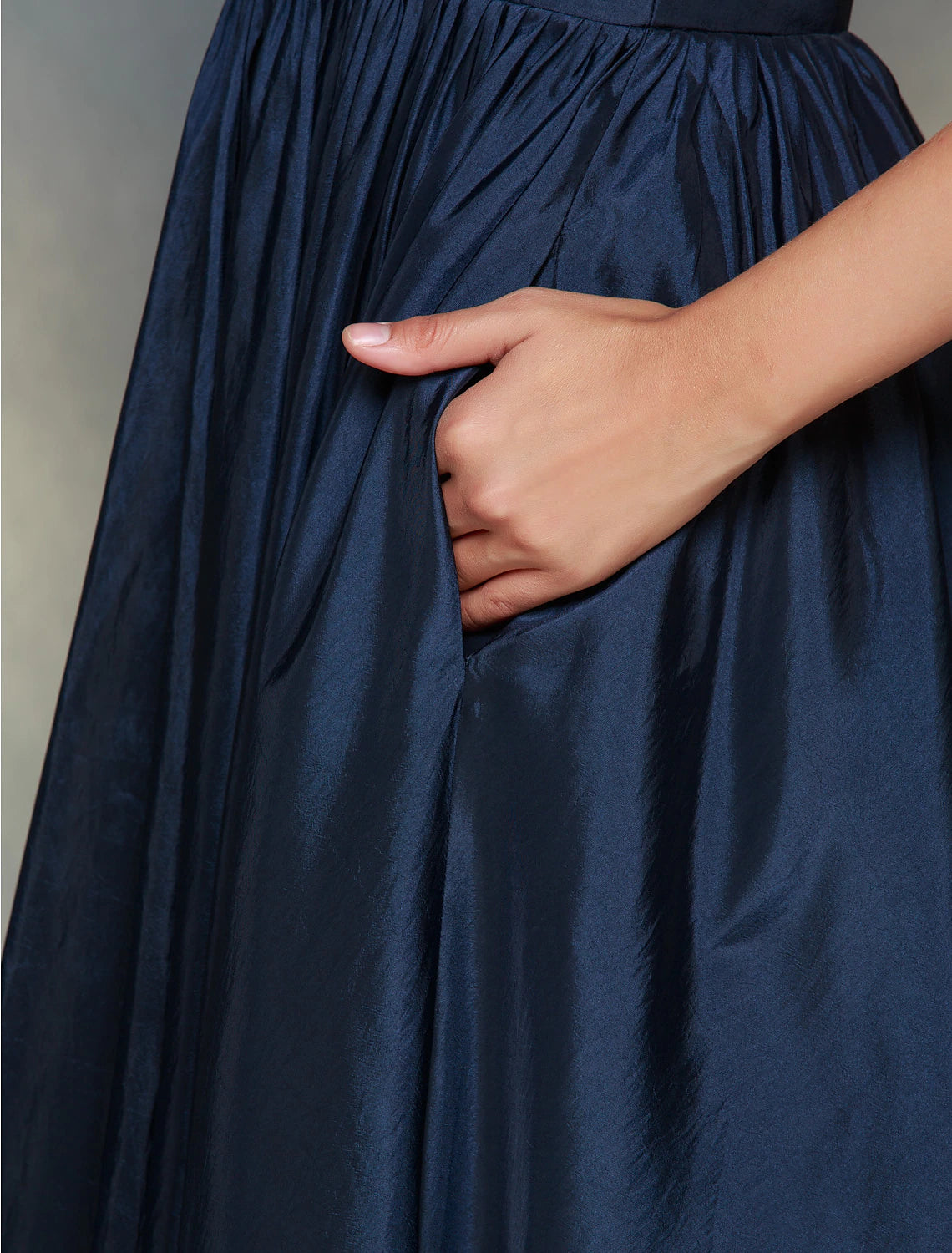 A-Line Elegant High Low Prom Formal Evening Dress Illusion Neck Sleeveless Asymmetrical Taffeta with Pleats Beading