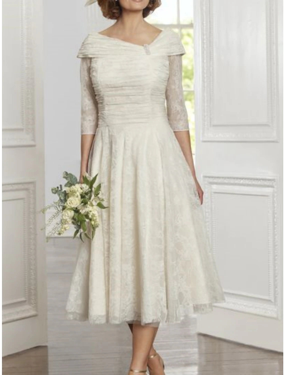 A-Line Mother of the Bride Dress Wedding Guest Little White Dresses Elegant Scoop Neck Tea Length Lace 3/4 Length Sleeve with Pleats Crystals