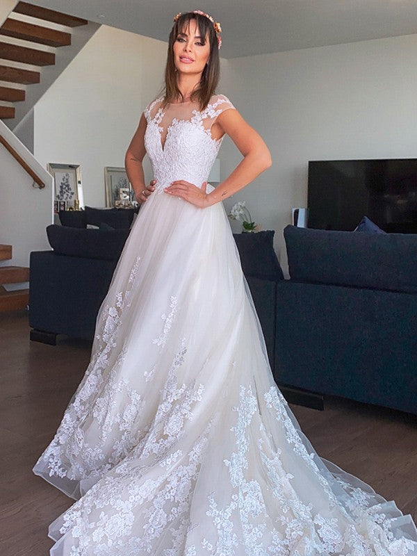 Vestidos de novia de corte A/princesa con apliques de tul, escote en V, sin mangas y cola de corte
