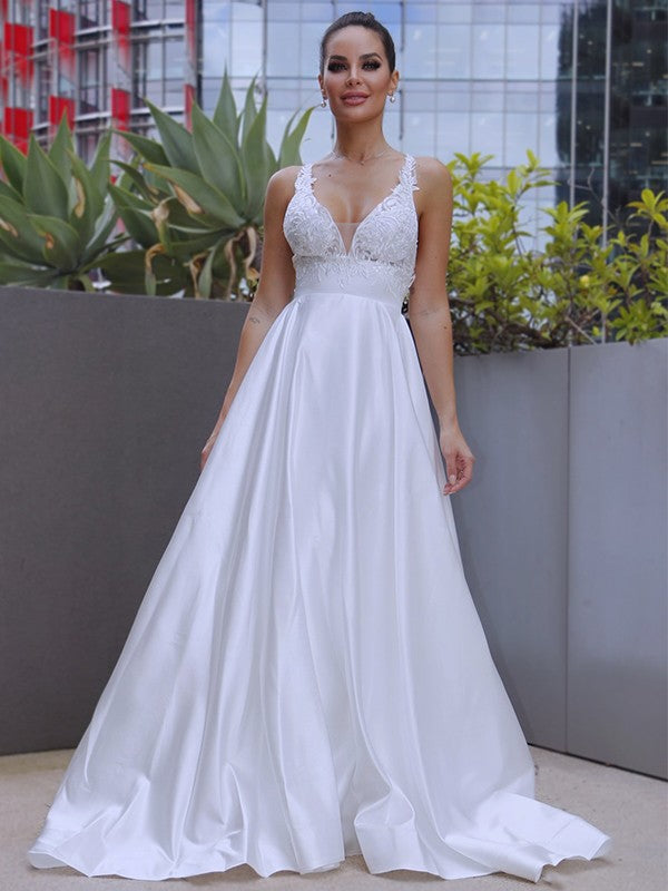 Vestidos de novia de corte A/princesa, escote en V, satén, apliques, sin mangas, cola larga