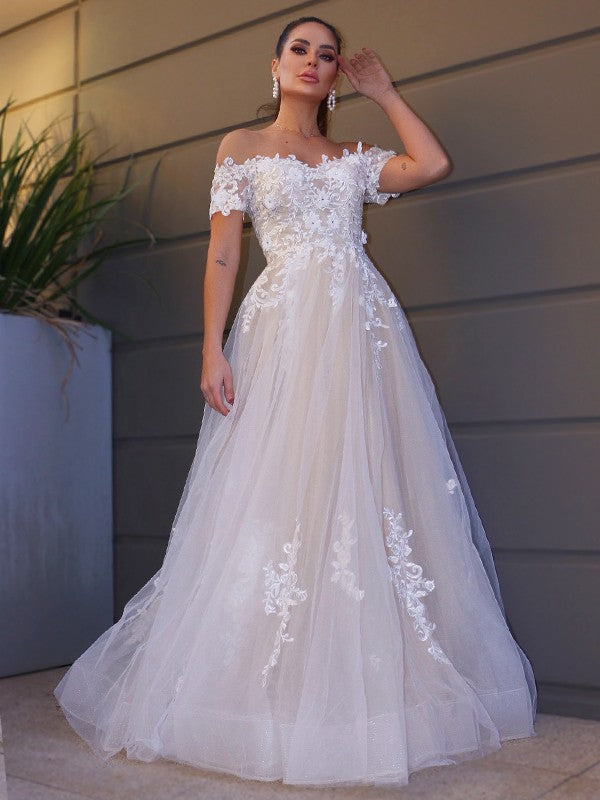 Vestidos de novia de corte A/princesa, de tul, hombros descubiertos, mangas cortas, apliques y largo hasta el suelo