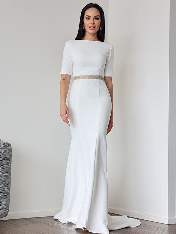 Vestidos de novia de corte tubo/columna, crepé elástico, fruncido, escote redondo, mangas 1/2, cola larga/cortada