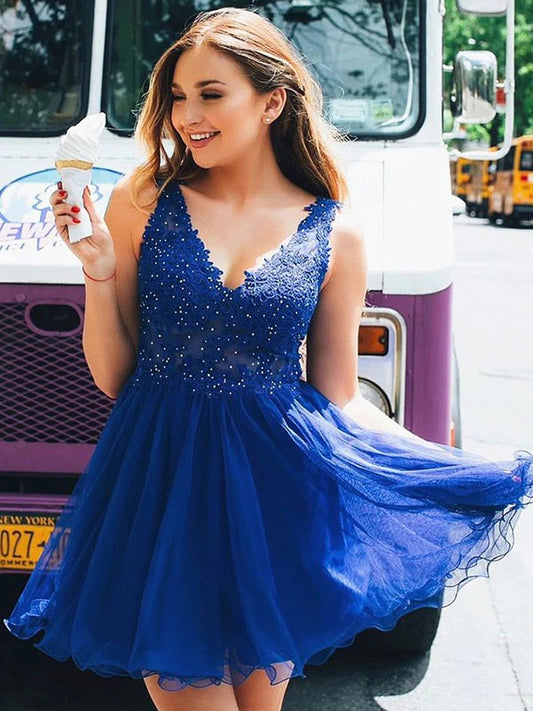Vestidos cortos/mini de corte A/princesa con apliques de tul y escote en V sin mangas