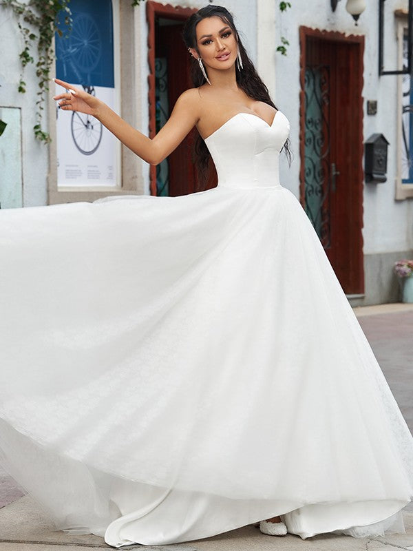 Vestidos de novia de corte A/princesa, con encaje, volantes, escote corazón, sin mangas y cola larga