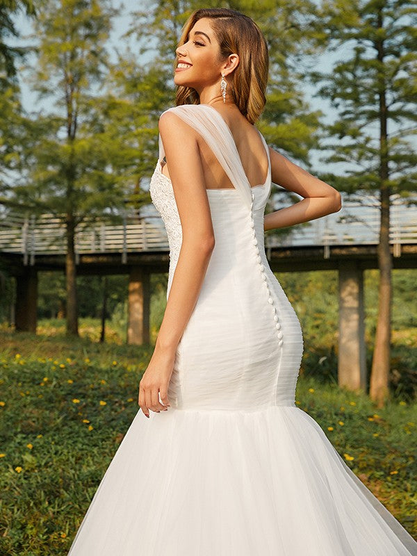 Trumpet/Mermaid Tulle Applique Sweetheart Sleeveless Sweep/Brush Train Wedding Dresses