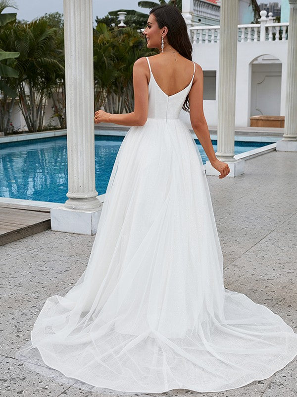 Vestidos de novia de corte A/princesa, con volantes, escote en V, sin mangas y cola larga