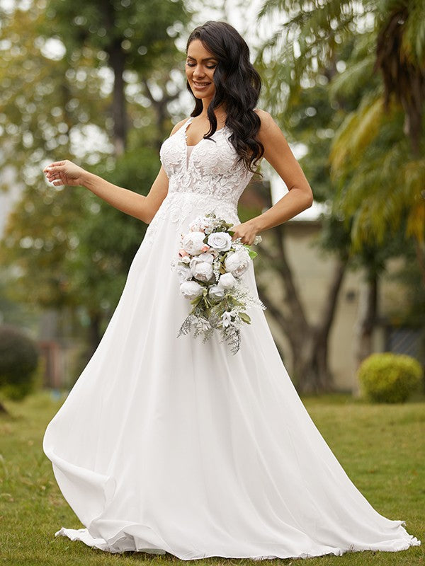 Vestidos de novia de corte A/princesa, de gasa, encaje, escote en V, sin mangas y cola de corte