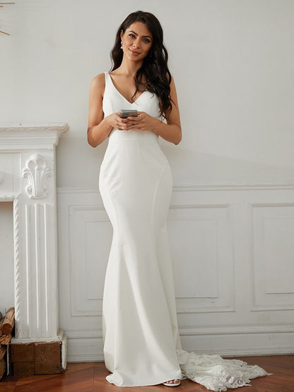 Vestidos de novia con escote en V, sin mangas, de crepé elástico, con cola larga y corte tubo/columna