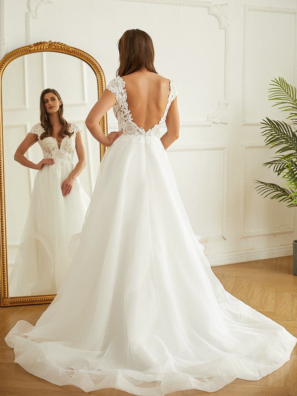 A-Linie/Princess-Linie Organza Spitze V-Ausschnitt Kurze Ärmel Hof-schleppe Brautkleider