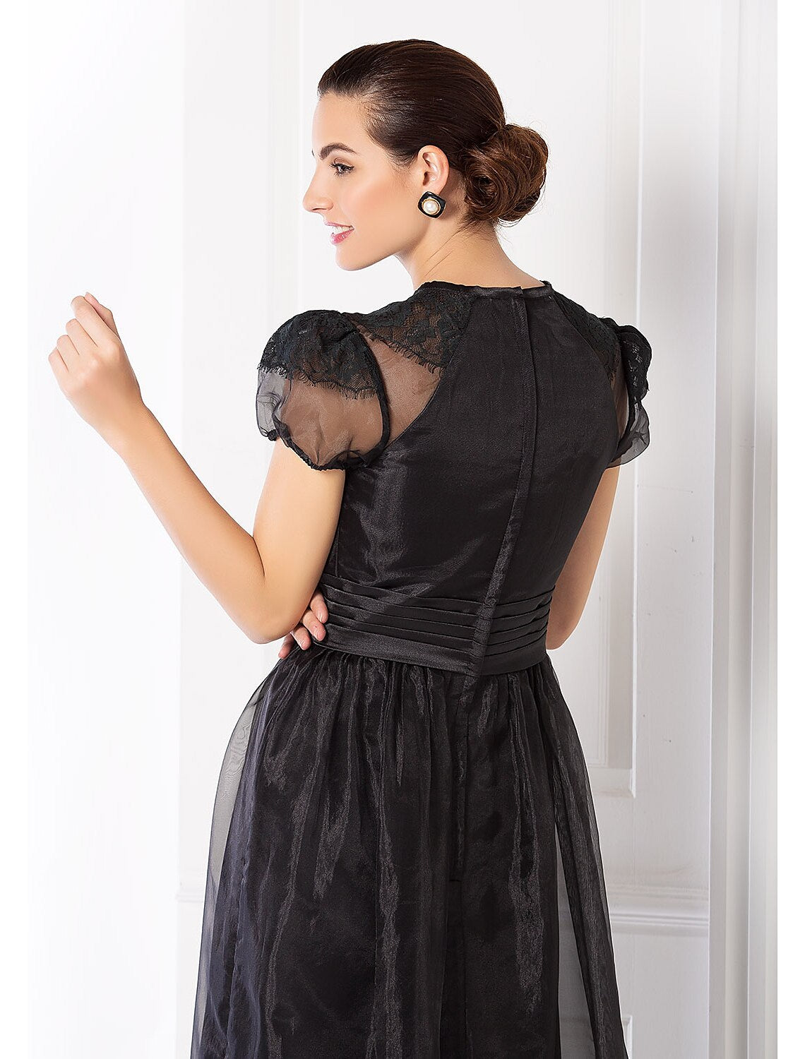 Sheath / Column Elegant Dress Prom Formal Evening Floor Length Short Sleeve Jewel Neck Organza with Lace Sash / Ribbon Ruched