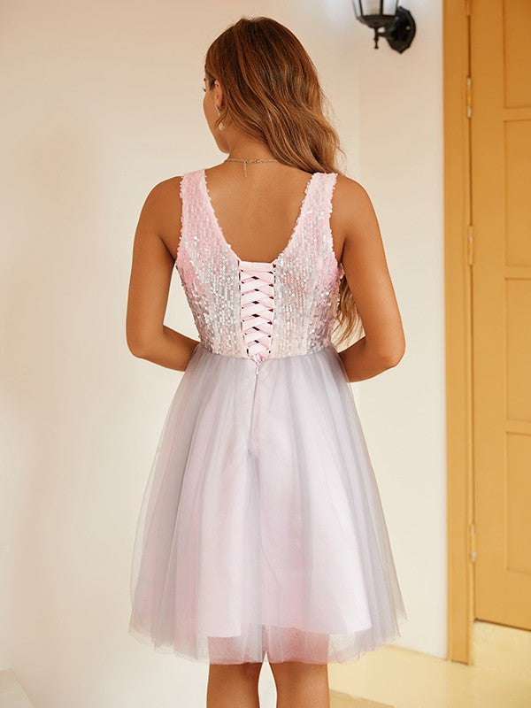 Vestidos cortos/mini sin mangas con escote en V y lentejuelas de corte A/princesa