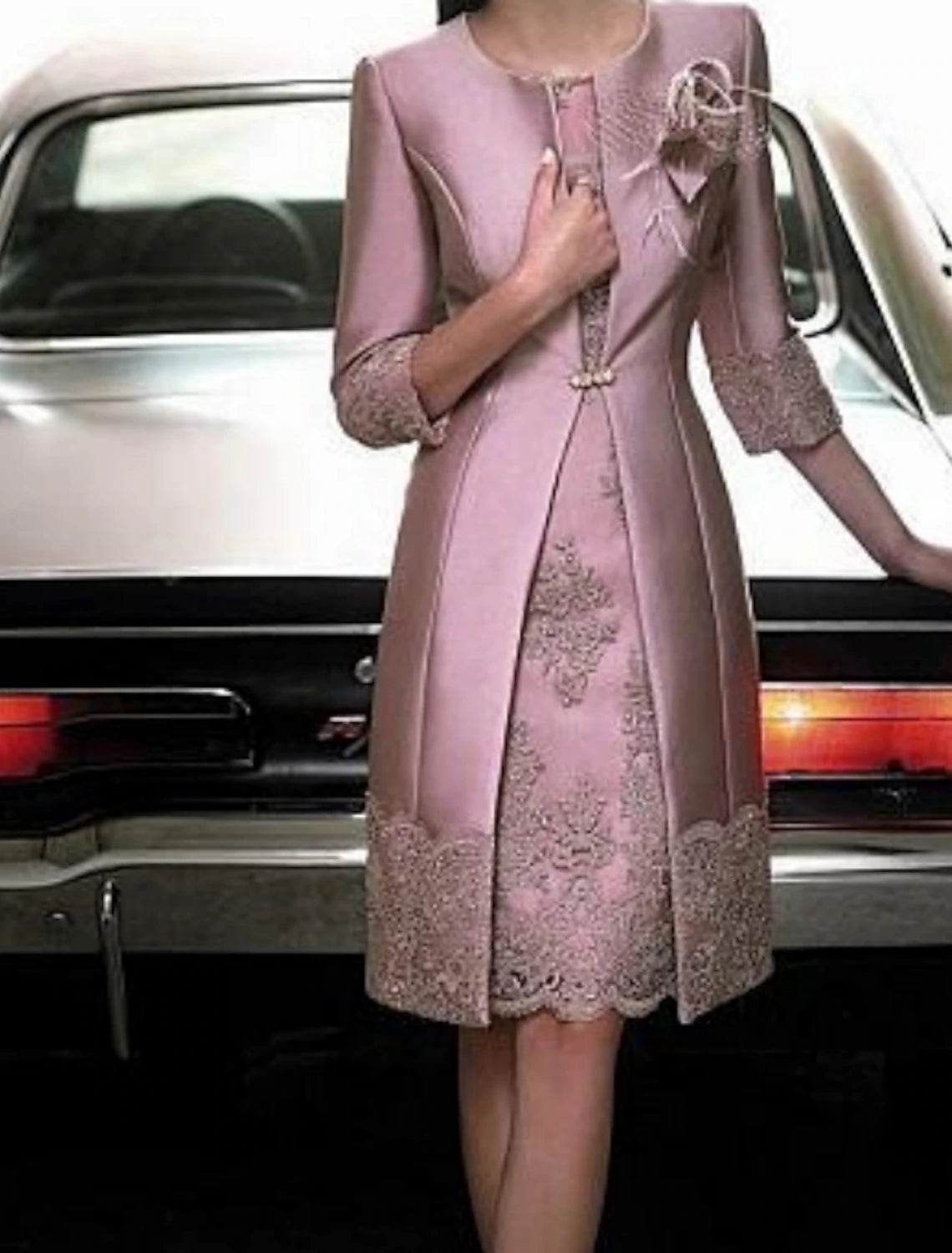 Sheath / Column Mother of the Bride Dress Wedding Guest Vintage Plus Size Jewel Neck Knee Length Satin Lace 3/4 Length Sleeve Jacket Dresses with Appliques