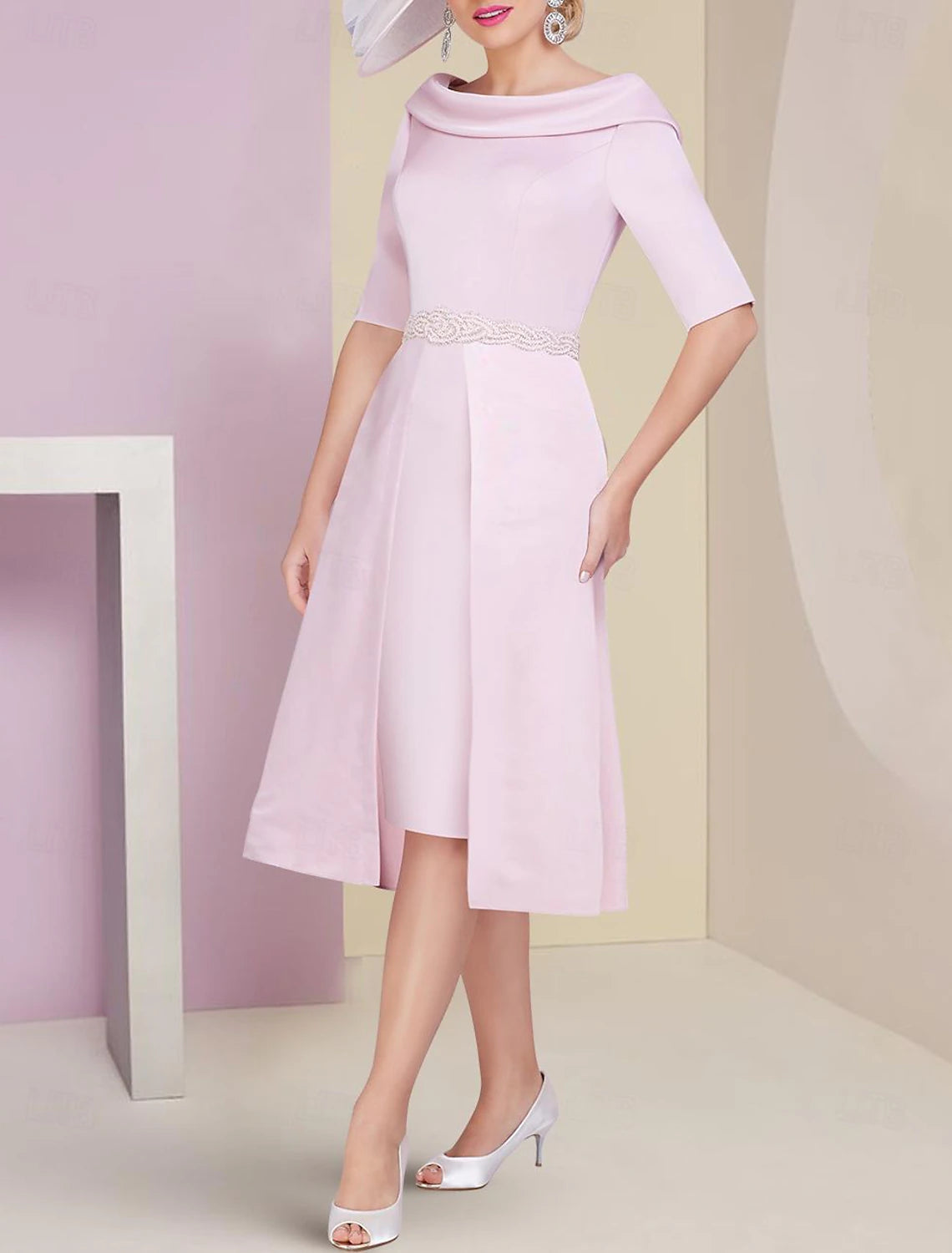 A-Line Sheath / Column Mother of the Bride Dress Formal Wedding Guest Elegant Bateau Neck Knee Length Italy Satin Half Sleeve with Sash / Ribbon