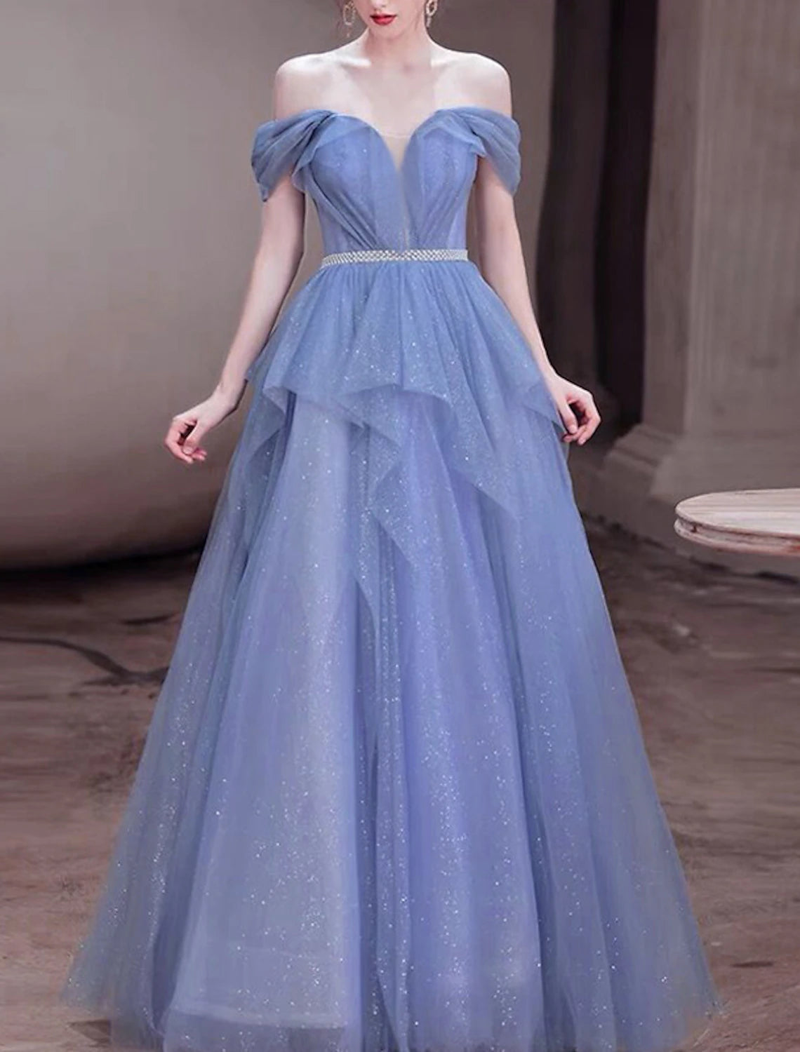 Vestidos de fiesta de corte A, brillantes y con brillo, para invitados de boda, cumpleaños, largo hasta el suelo, sin mangas, hombros descubiertos, tul con lentejuelas