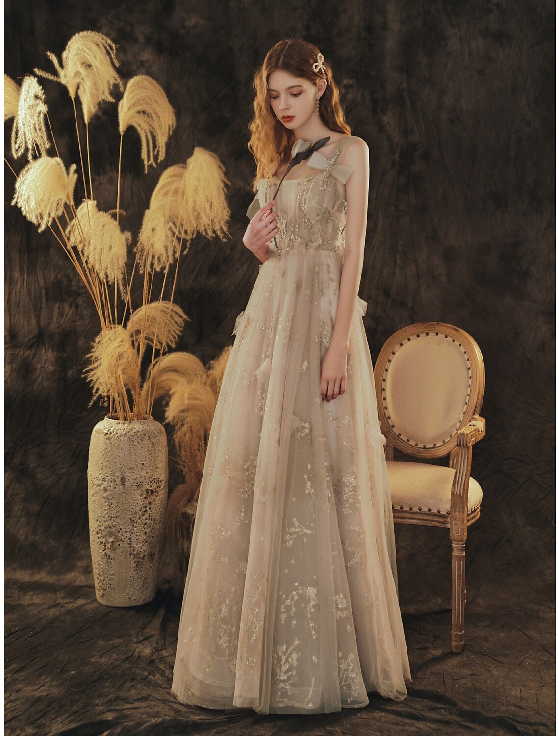 A-Linie Elegantes Blumenkleid für formelle Verlobungs- und Abendveranstaltungen, U-Ausschnitt, ärmellos, bodenlang, Tüll mit Schleife(n), Falten