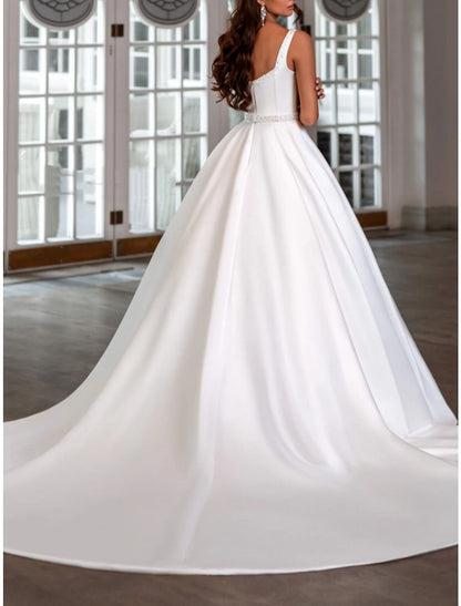 Vestidos de novia formales de recepción, corte A, escote cuadrado, sin mangas, cola de corte, vestidos de novia de satén con pliegues y abalorios
