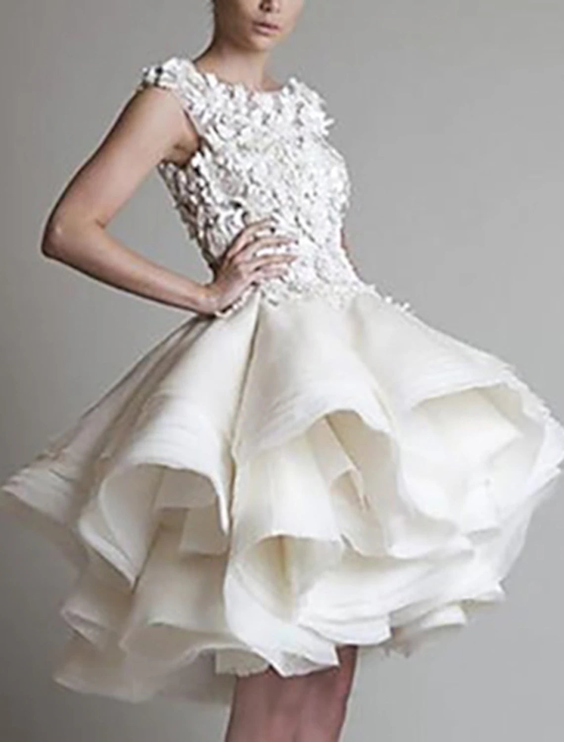 Ball Gown Floral Little White Dresses Puffy Homecoming Cocktail Party Valentine's Day Dress Jewel Neck Sleeveless Short / Mini Organza with Tier Appliques Shouder Flower