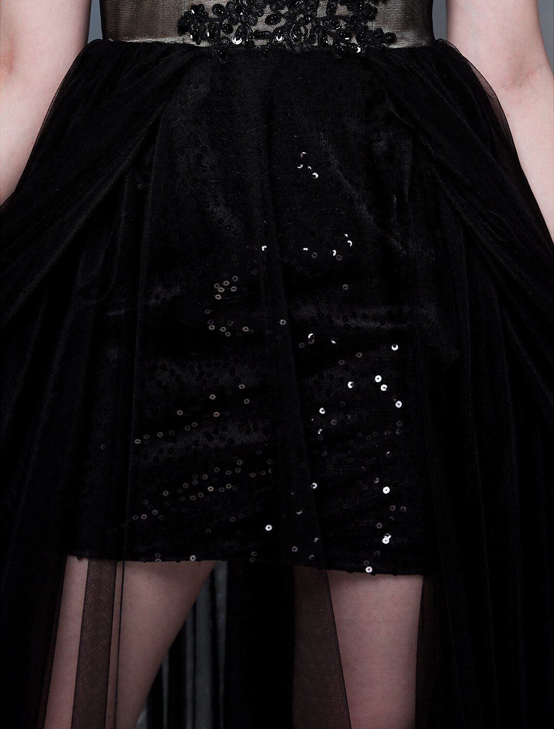 Ball Gown Illusion Neck Tea Length Tulle Celebrity Style Prom / Formal Evening Dress with Beading / Sequin / Appliques