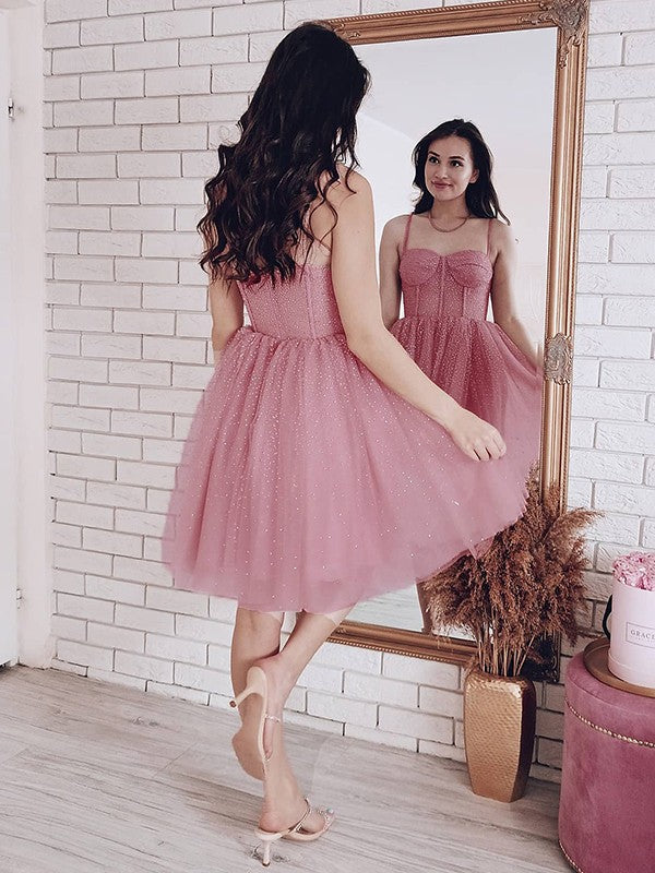 Vestidos de fiesta cortos/mini de tul con lentejuelas, corte A/princesa, tirantes finos y sin mangas