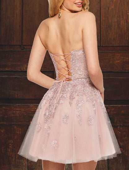 A-Linie Ballkleider Übergröße Kleid Homecoming Abschlussfeier Kurz/Mini Ärmellos Trägerlos Rosa Kleid Tüll mit Applikationen