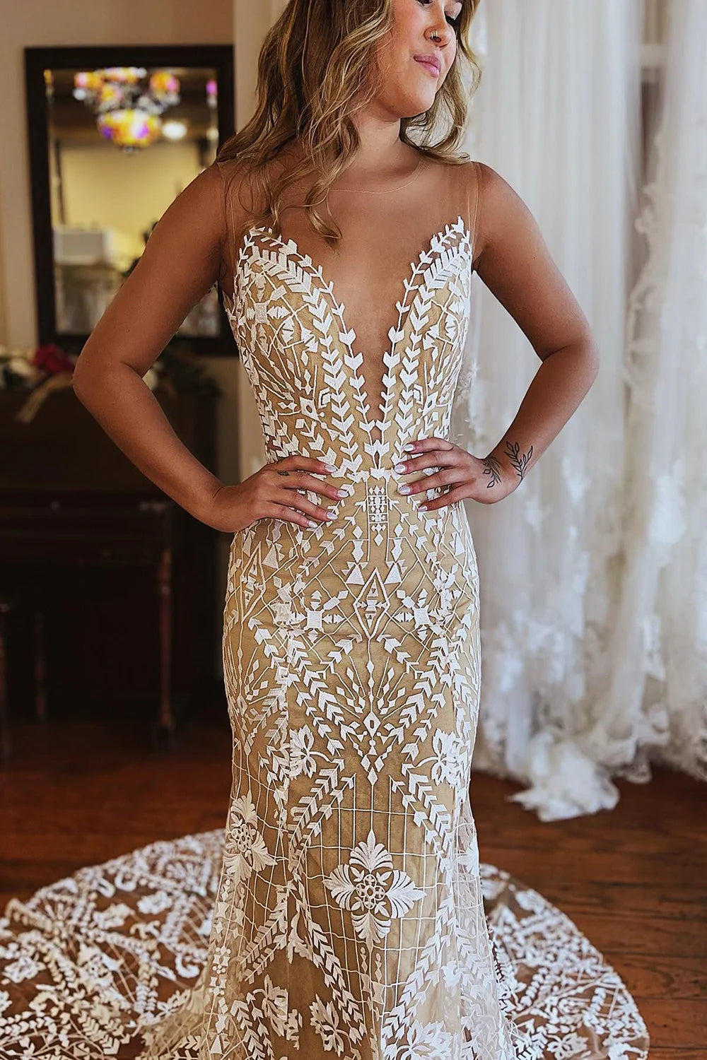 Mermaid Boat Neck Long Lace Wedding Dress