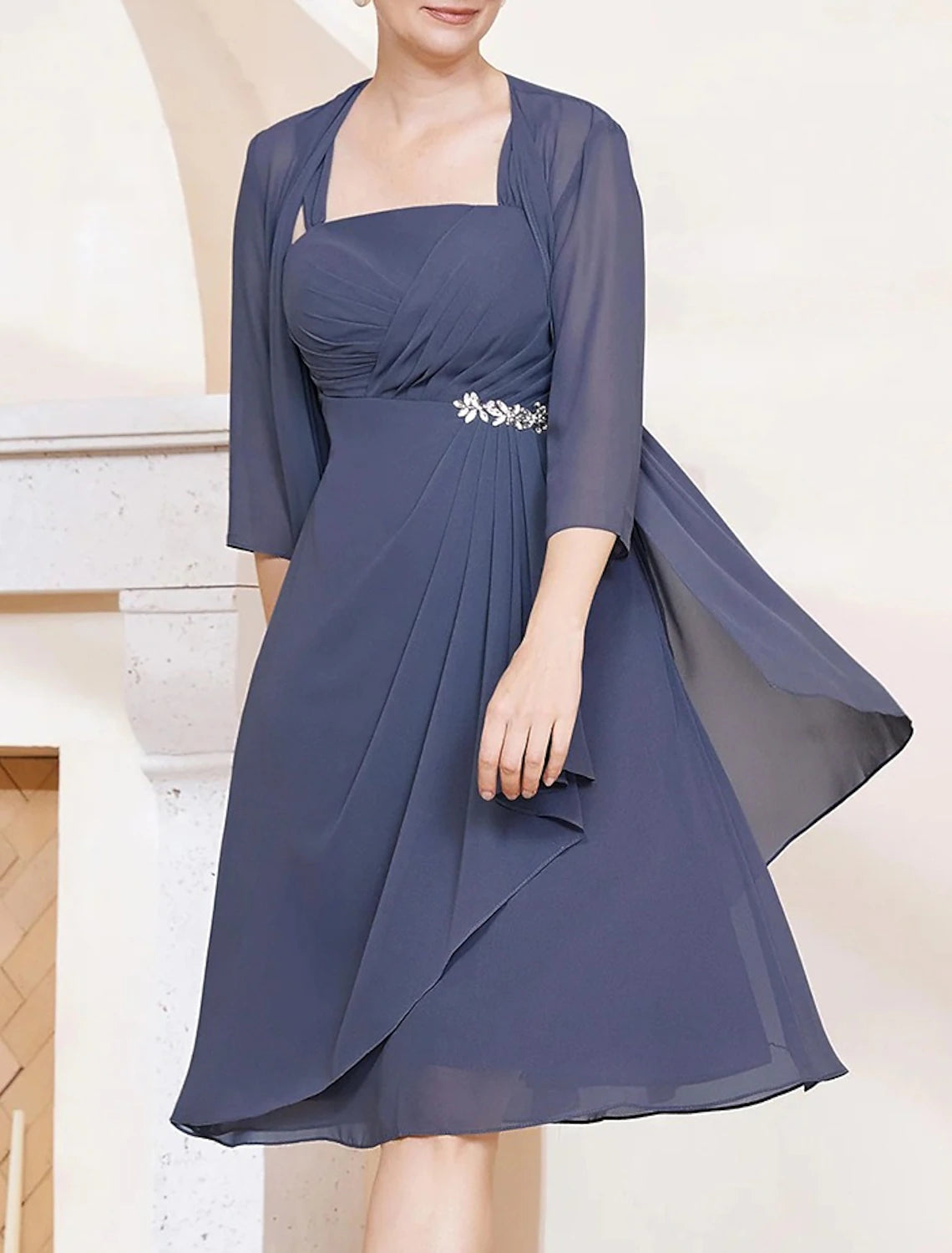 Two Piece A-Line Mother of the Bride Dress Formal Wedding Guest Elegant Square Neck Knee Length Chiffon 3/4 Length Sleeve with Appliques Side Draping