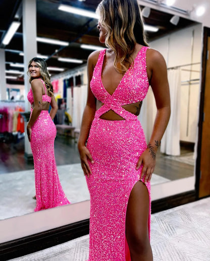 Vestido de fiesta con abertura frontal y lentejuelas