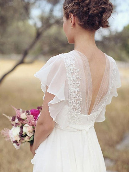 A-Linie/Princess-Linie Chiffon V-Ausschnitt Rüschen Kurze Ärmel Bodenlang Brautkleider