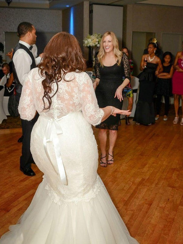 Vestidos de novia de tul con encaje de sirena/trompeta, hombros descubiertos, mangas 1/2 y cola larga