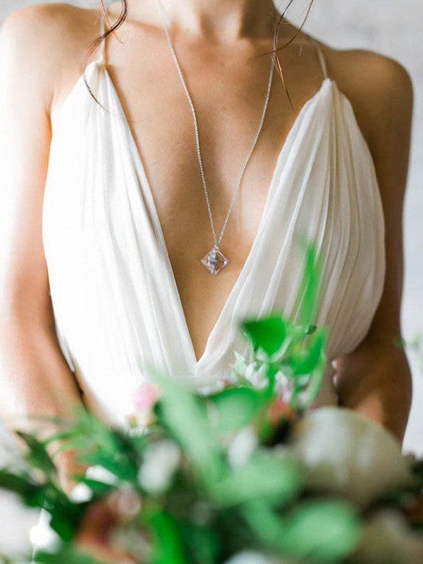 Vestidos de novia de corte A/princesa, de gasa, sin mangas, con volantes, tirantes finos y cola larga