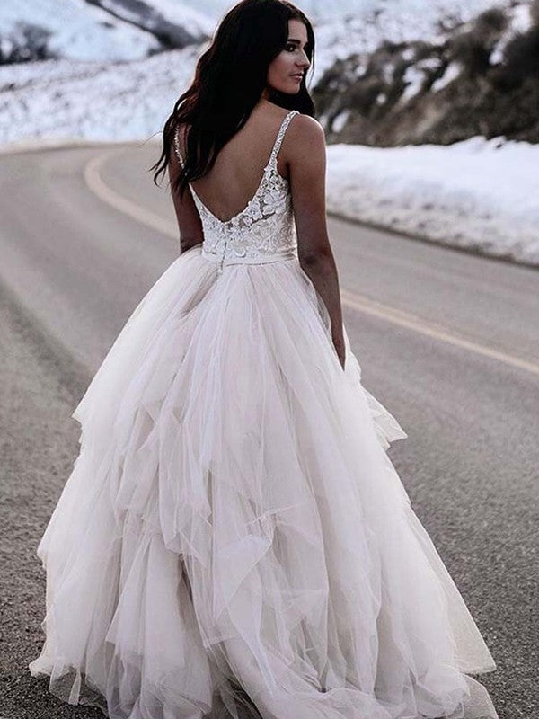 Vestidos de novia de corte A/princesa, de tul fruncido, escote en V, sin mangas y hasta el suelo