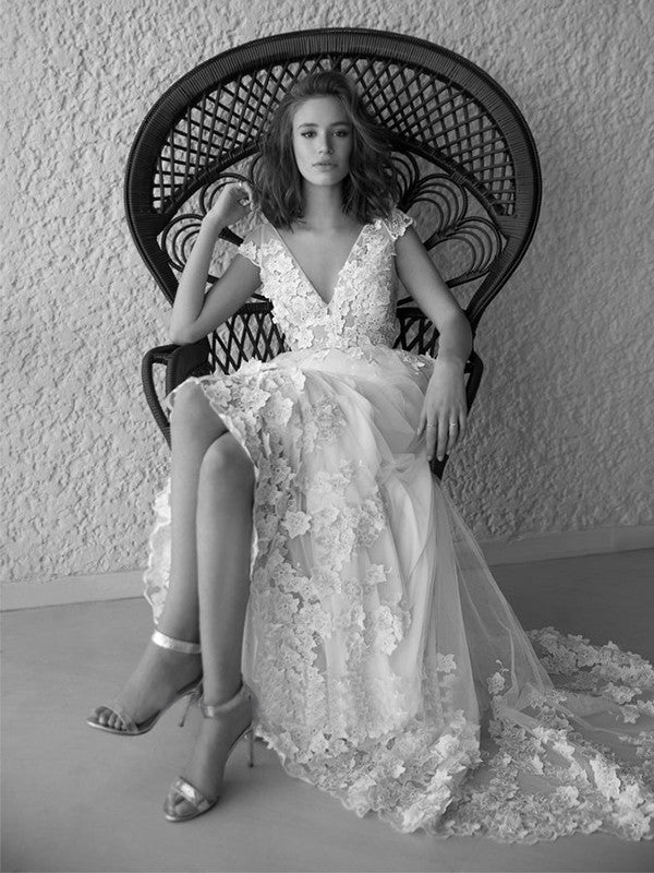 Vestidos de novia de corte A/princesa, con apliques de tul, escote en V, sin mangas y cola larga