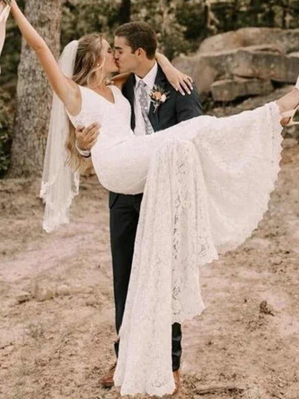 Vestidos de novia de encaje con tirantes, sin mangas, con volantes y cola larga