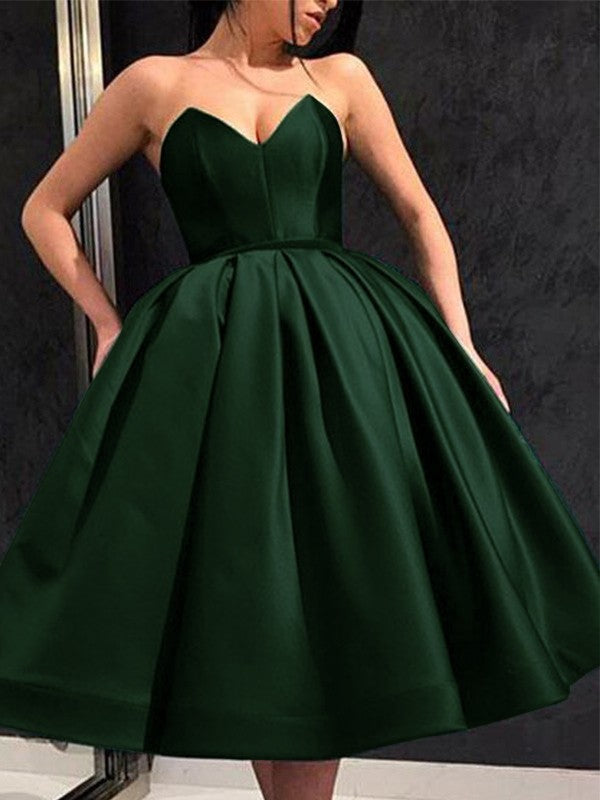 Vestidos de fiesta cortos/mini de satén con volantes, corte princesa/escote en forma de A y escote corazón