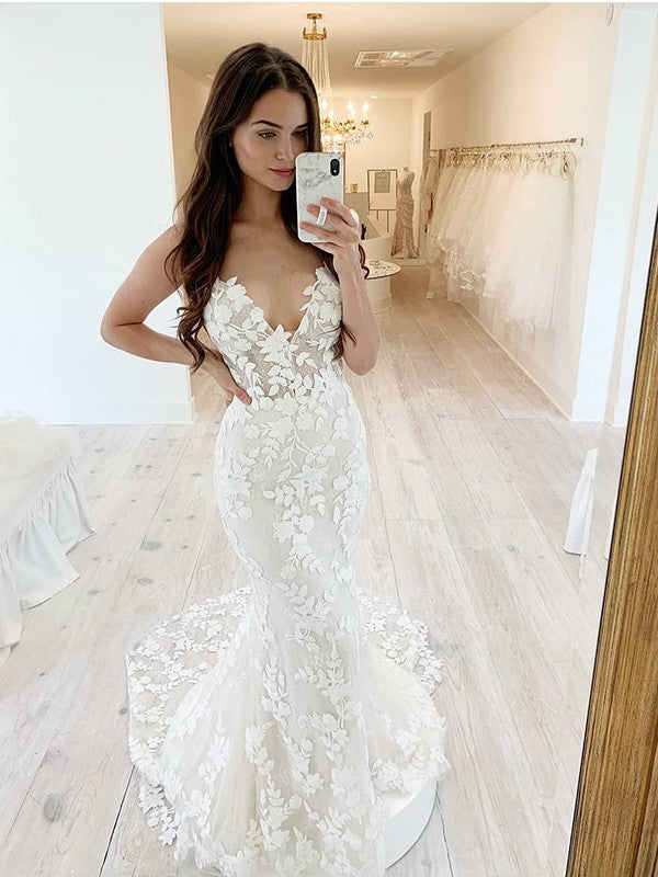 Vestidos de novia con escote en V, sin mangas, corte trompeta/sirena, tul, apliques y cola larga