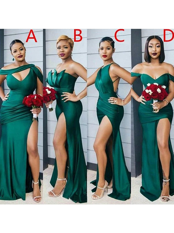 Vestidos de dama de honor con corte tubo, hombros descubiertos, fruncidos, sin mangas y cola larga