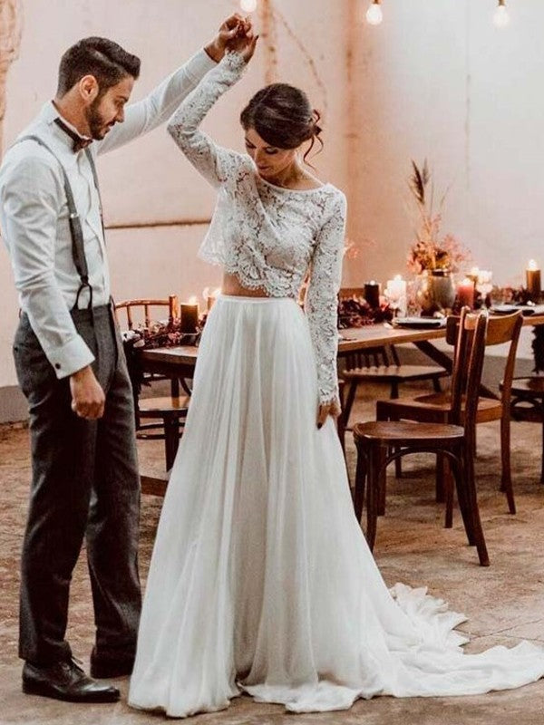 Vestido de novia de dos piezas con corte A/princesa, tul, encaje, escote redondo, mangas largas y cola larga