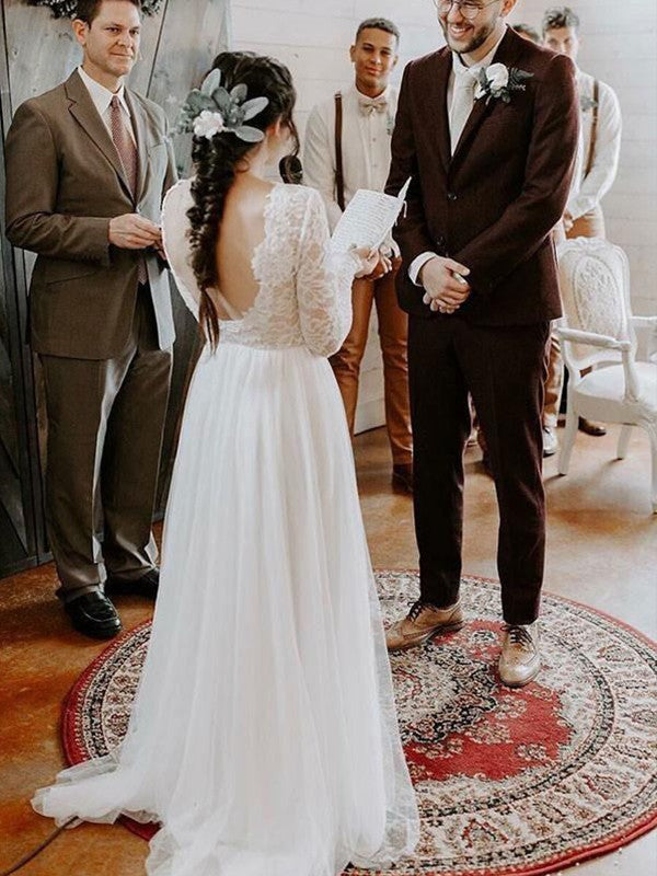 Vestidos de novia de corte A/princesa con encaje, volantes, escote redondo, mangas largas y cola larga